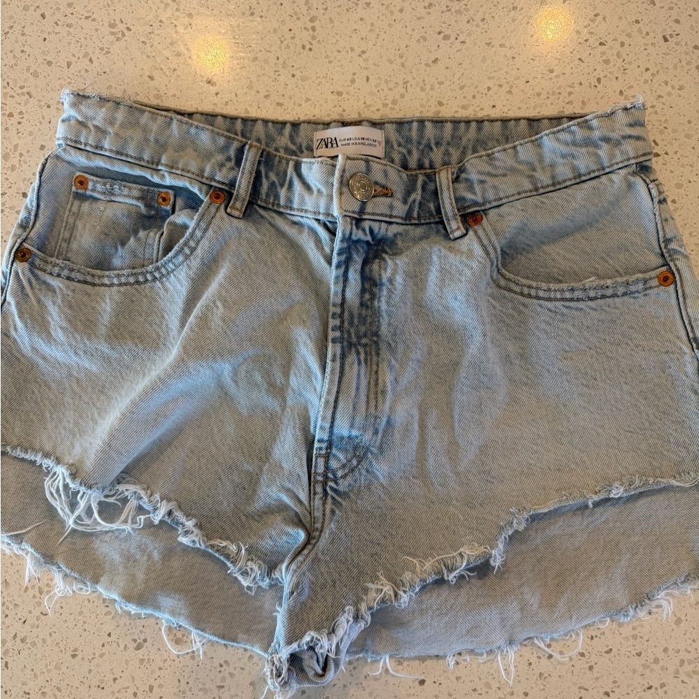 Zara Light Blue High-Rise Frayed Denim Shorts Size 10